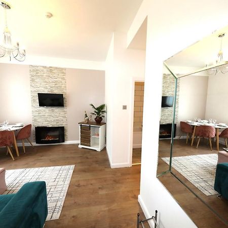Amprenta Apartment - Gorgeous Interior Designed 1 Bedroom Home Bournemouth Bagian luar foto