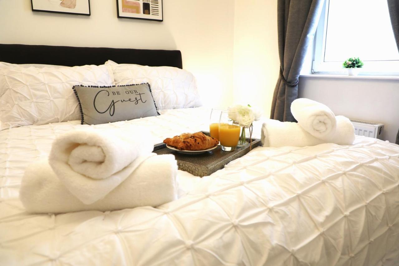 Amprenta Apartment - Gorgeous Interior Designed 1 Bedroom Home Bournemouth Bagian luar foto